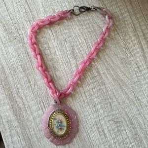 Retired!!! Tarina Tarantino Pink flower Necklace